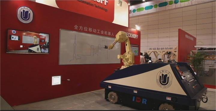 全方位移动工业机器人 全方位移动工业机器人