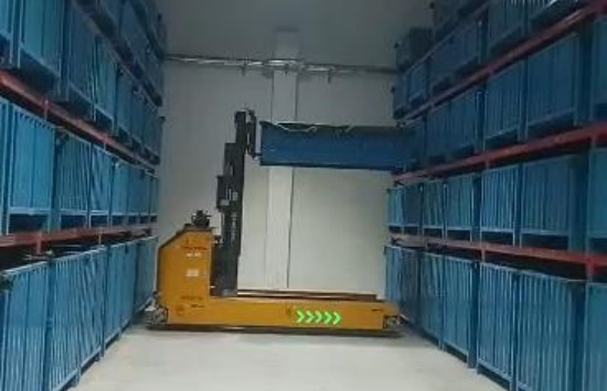 【案例视频】OMV定制化智能前移叉车.jpg