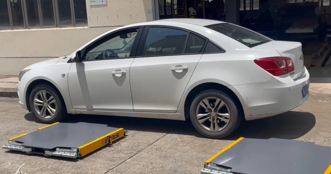 分体式停车机器人 分体式停车机器人